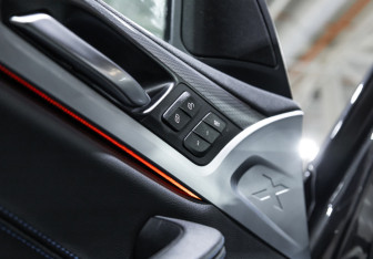 Подержанный автомобиль BMW X3 2019 года (18 фото)