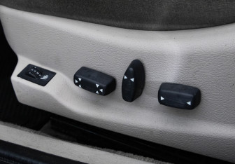Подержанный автомобиль Citroen C5 Liftback 2001 года (14 фото)