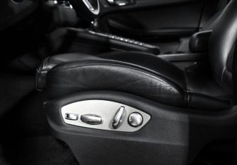 Подержанный автомобиль Porsche Macan 2015 года (11 фото)