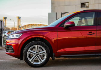 Подержанный автомобиль Audi Q5 2019 года (3 фото)