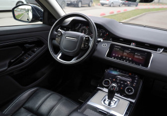 Подержанный автомобиль Land Rover Range Rover Evoque 2020 года (8 фото)