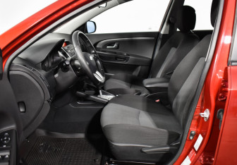 Подержанный автомобиль Kia Ceed Wagon 2011 года (10 фото)