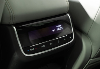 Подержанный автомобиль GAC GS8 2023 года (23 фото)