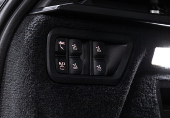 Подержанный автомобиль BMW X7 2020 года (39 фото)