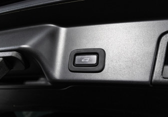 Подержанный автомобиль Land Rover Range Rover Evoque 2019 года (50 фото)