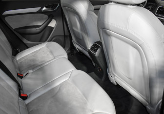 Подержанный автомобиль Audi Q3 2012 года (12 фото)