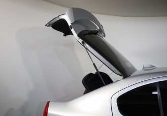 Подержанный автомобиль Skoda Octavia Liftback 2009 года (27 фото)