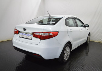Подержанный автомобиль Kia Rio Sedan 2013 года (5 фото)