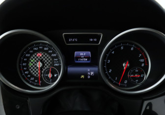Подержанный автомобиль Mercedes-Benz GLE 2016 года (16 фото)