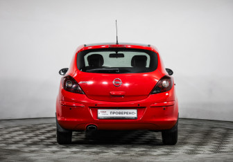 Подержанный автомобиль Opel Corsa 2012 года (6 фото)