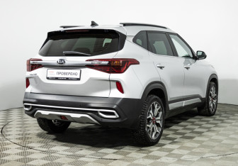 Подержанный автомобиль Kia Seltos 2021 года (5 фото)