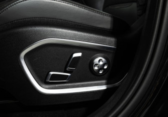 Подержанный автомобиль Geely Tugella 2023 года (26 фото)