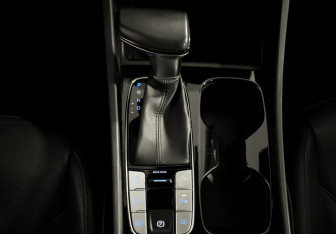 Подержанный автомобиль Hyundai Tucson 2023 года (18 фото)