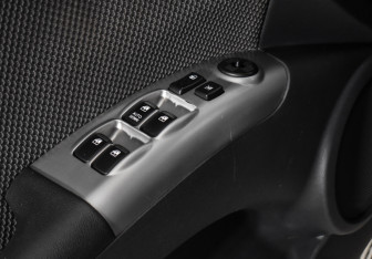 Подержанный автомобиль Kia Sportage 2009 года (10 фото)