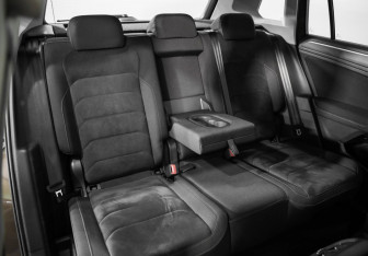 Подержанный автомобиль Volkswagen Tiguan 2017 года (24 фото)