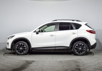 Подержанный автомобиль Mazda CX-5 2016 года (8 фото)