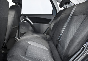 Подержанный автомобиль LADA (ВАЗ) Granta Sedan 2019 года (12 фото)