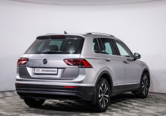 Подержанный автомобиль Volkswagen Tiguan 2019 года (5 фото)