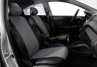 Подержанный автомобиль Kia Rio Sedan 2011 года (10 фото)
