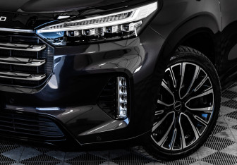 Подержанный автомобиль Exeed VX 2023 года (2 фото)