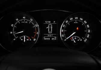 Подержанный автомобиль Skoda Superb Liftback 2013 года (18 фото)