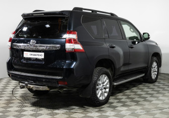 Подержанный автомобиль Toyota Land Cruiser Prado 2015 года (5 фото)