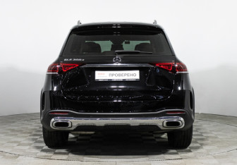 Подержанный автомобиль Mercedes-Benz GLE 2021 года (6 фото)