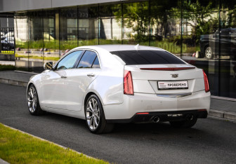 Подержанный автомобиль Cadillac ATS Sedan 2018 года (9 фото)