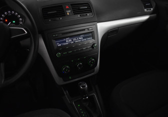 Подержанный автомобиль Skoda Yeti 2014 года (18 фото)