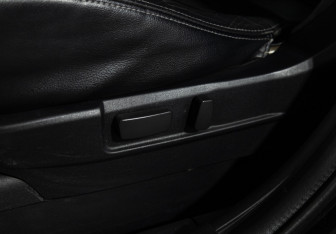 Подержанный автомобиль Mitsubishi ASX 2010 года (17 фото)