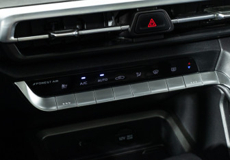 Подержанный автомобиль Changan CS35PLUS 2023 года (19 фото)