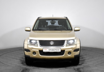 Подержанный автомобиль Suzuki Grand Vitara 2010 года (2 фото)