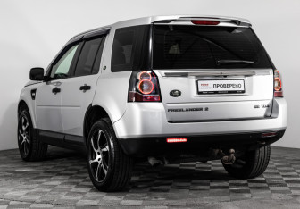 Подержанный автомобиль Land Rover Freelander 2009 года (7 фото)