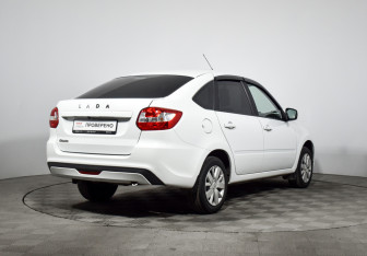 Подержанный автомобиль LADA (ВАЗ) Granta Liftback 2023 года (5 фото)