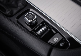 Подержанный автомобиль Volvo XC90 2019 года (22 фото)
