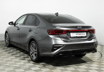 Подержанный автомобиль Kia Cerato Sedan 2020 года (7 фото)