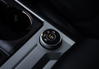 Подержанный автомобиль Volkswagen Touareg 2020 года (24 фото)