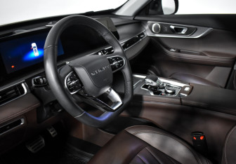 Подержанный автомобиль Chery Tiggo 8 Pro Max 2024 года (9 фото)