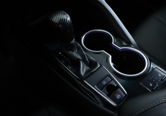 Подержанный автомобиль Toyota Camry Sedan 2019 года (16 фото)