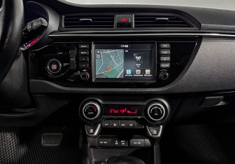 Подержанный автомобиль Kia Rio Sedan 2020 года (16 фото)