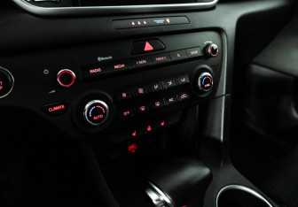 Подержанный автомобиль Kia Sportage 2021 года (16 фото)
