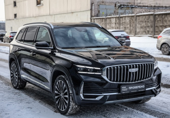 Подержанный автомобиль Geely Monjaro 2025 года (4 фото)