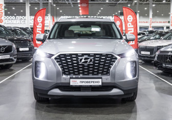 Подержанный автомобиль Hyundai Palisade 2022 года (4 фото)