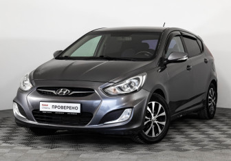 Подержанный автомобиль Hyundai Solaris Hatchback 2012 года (1 фото)