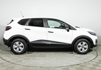 Подержанный автомобиль Renault Kaptur 2018 года (4 фото)