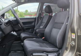 Подержанный автомобиль Honda CR-V 2008 года (11 фото)