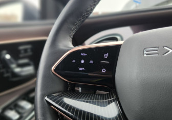 Подержанный автомобиль Exeed VX 2023 года (22 фото)