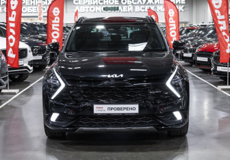 Подержанный автомобиль Kia Sportage 2022 года (3 фото)