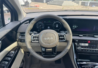 Новый Kia Carnival 2025 (16 фото)