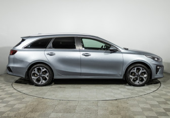 Подержанный автомобиль Kia Ceed Wagon 2020 года (4 фото)